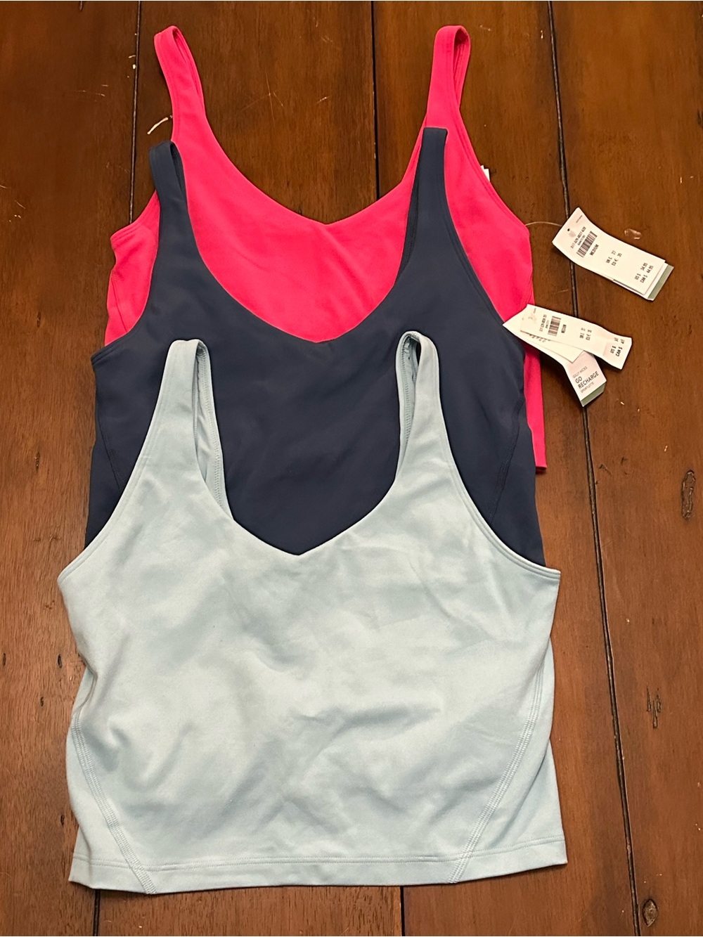 Gilly Hicks Sportlette tops (3-Pack)
